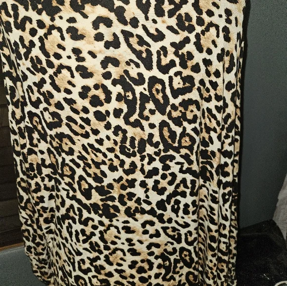 Cato Womans Long Sleeve Cheetah Print Cardigan Size 18W/20W - Picture 9 of 12